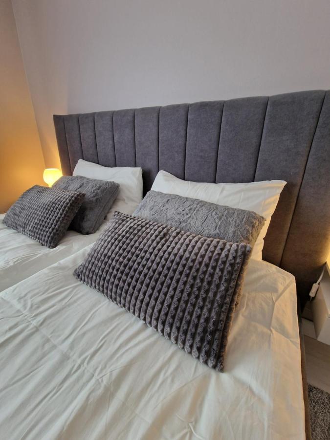 R&J Guesthouse Room Grindavik Exterior photo